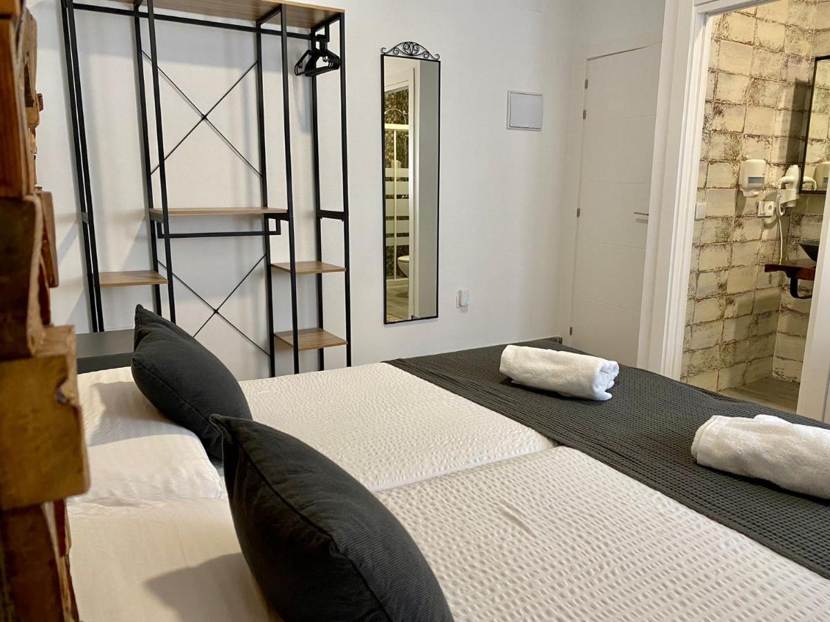 Anka Kurro Bed & Breakfast Rota Eksteriør bilde