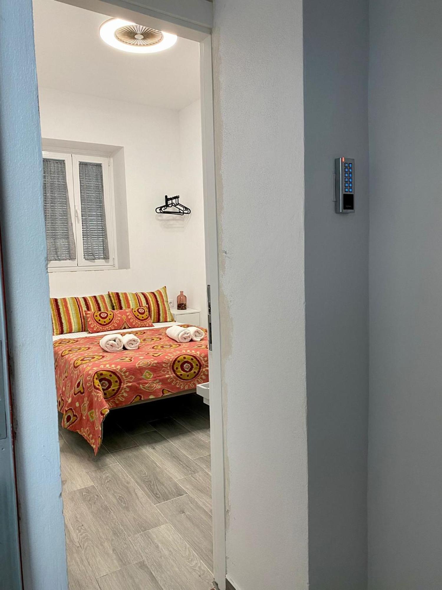 Anka Kurro Bed & Breakfast Rota Eksteriør bilde