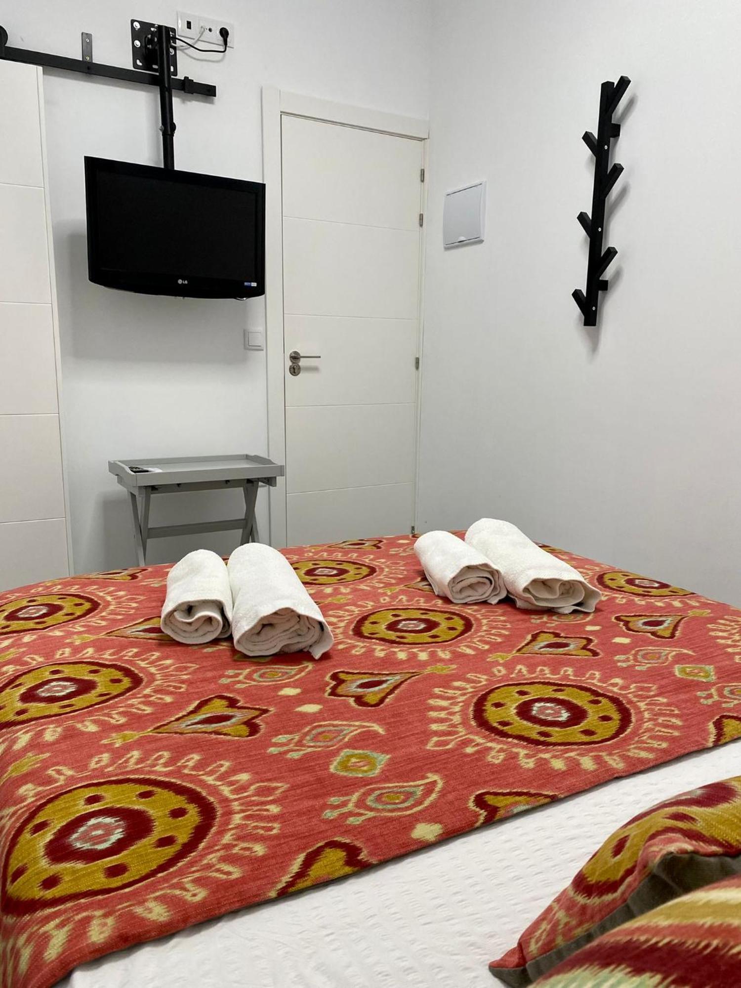 Anka Kurro Bed & Breakfast Rota Eksteriør bilde